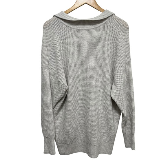 AERIE Cozy Waffle Knit Popover Sweater Light Heather Gray Size Medium - Picture 2 of 7